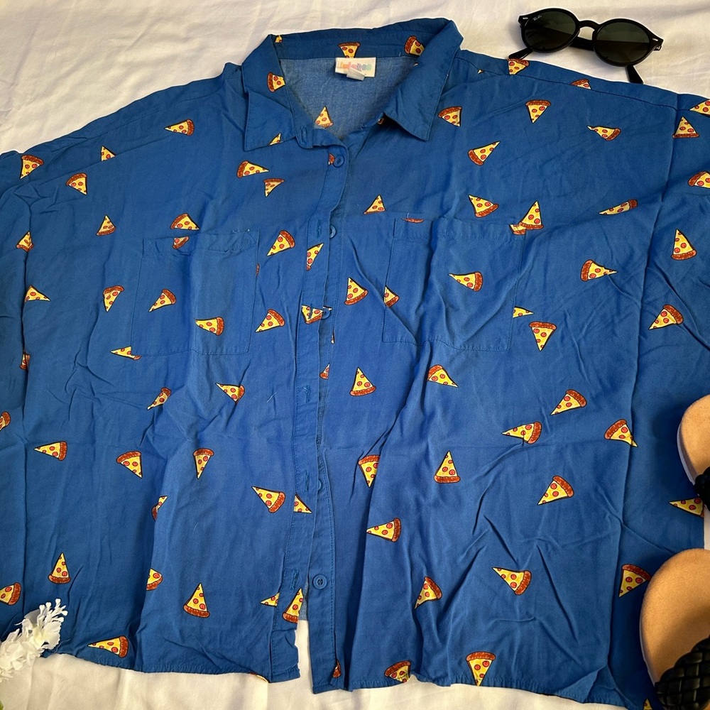 LulaRoe Amy Pizza Plus Size Button Down